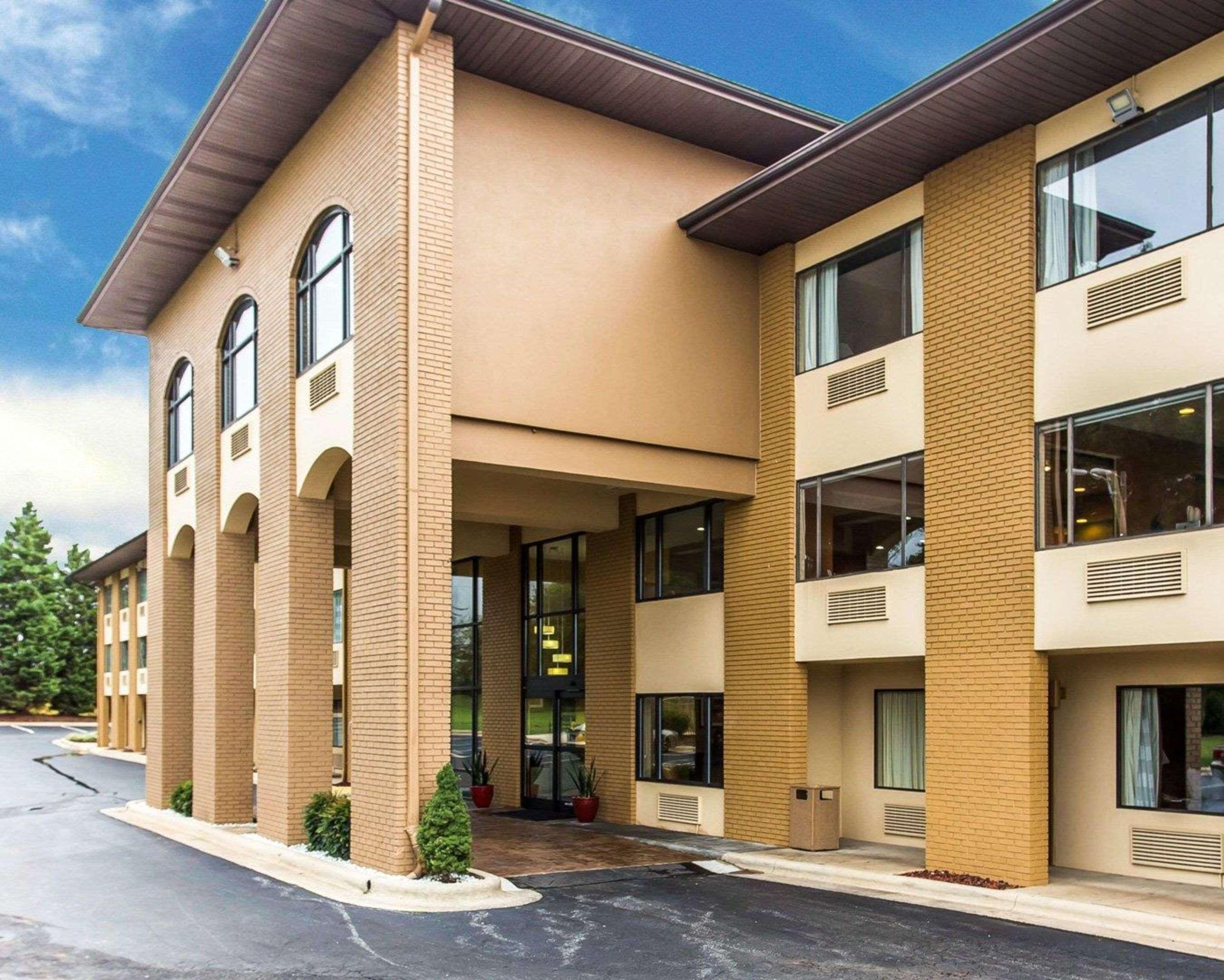 Quality Inn Lincolnton Exterior photo
