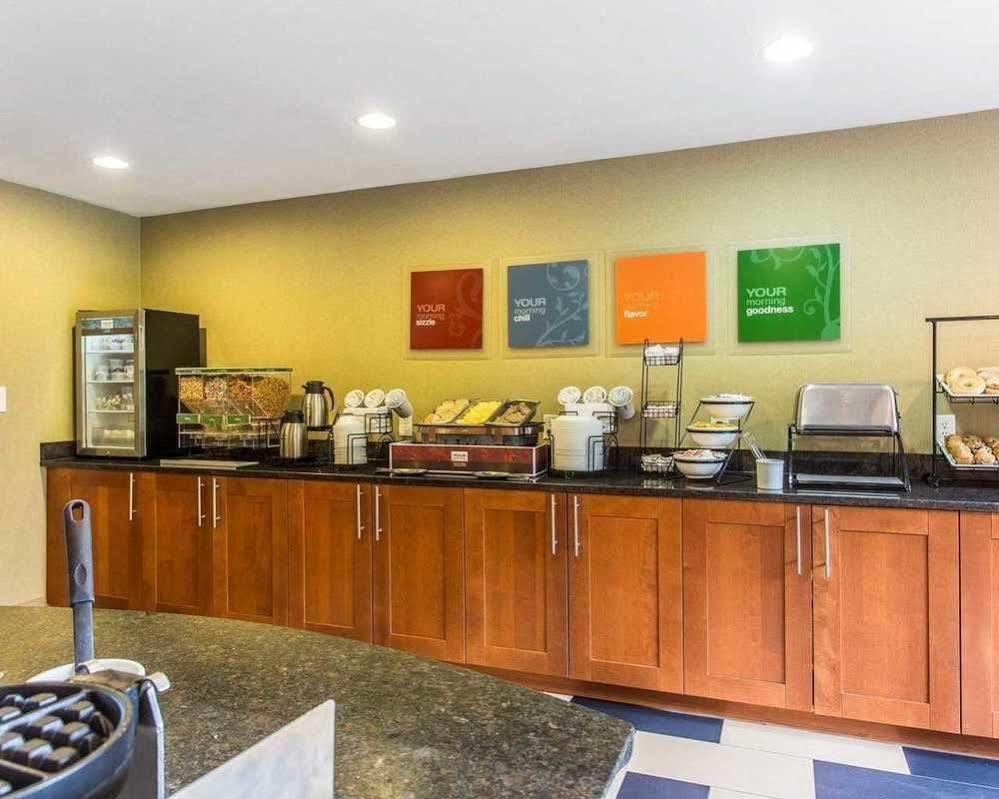 Quality Inn Lincolnton Exterior photo