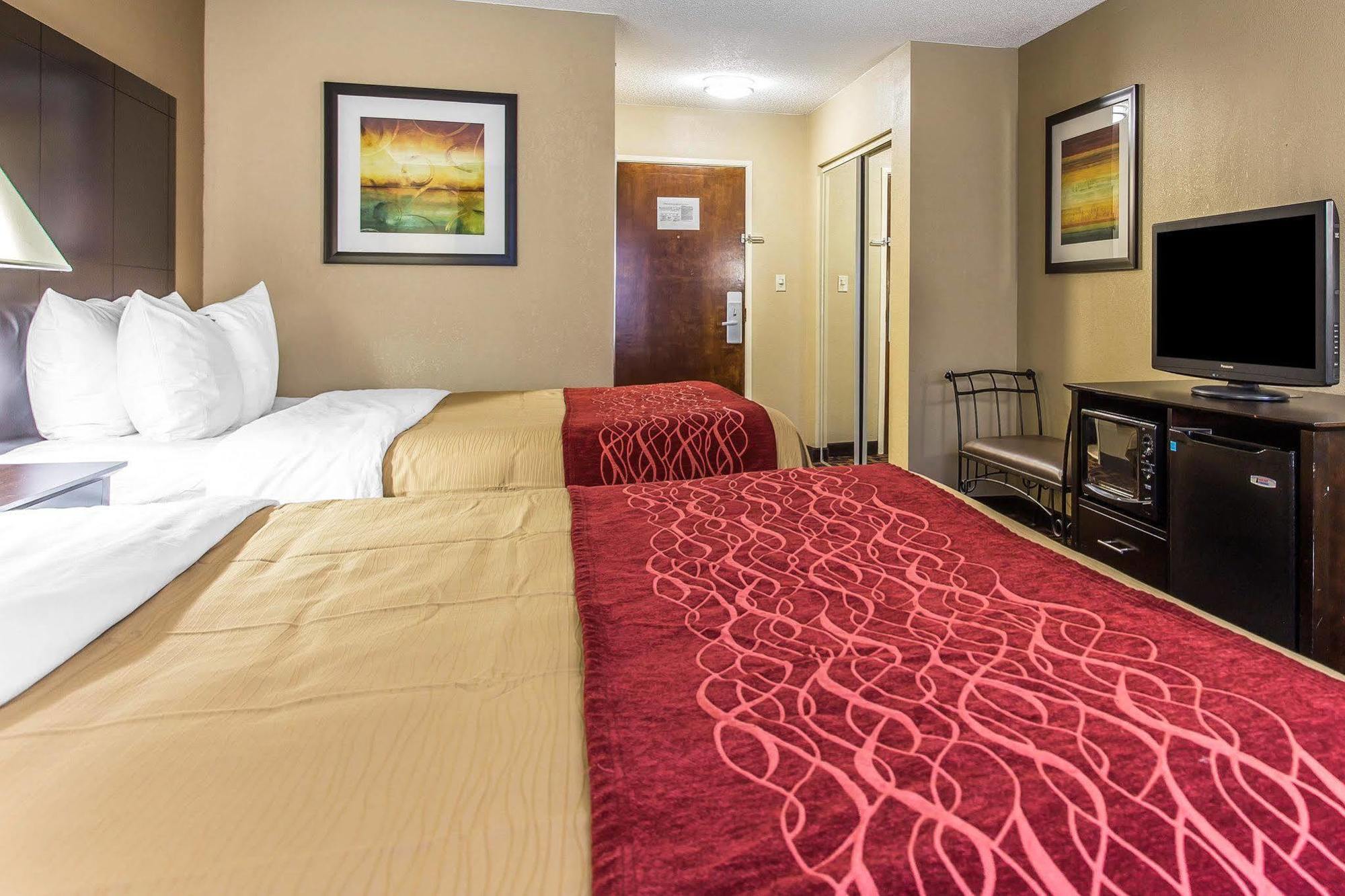 Quality Inn Lincolnton Exterior photo