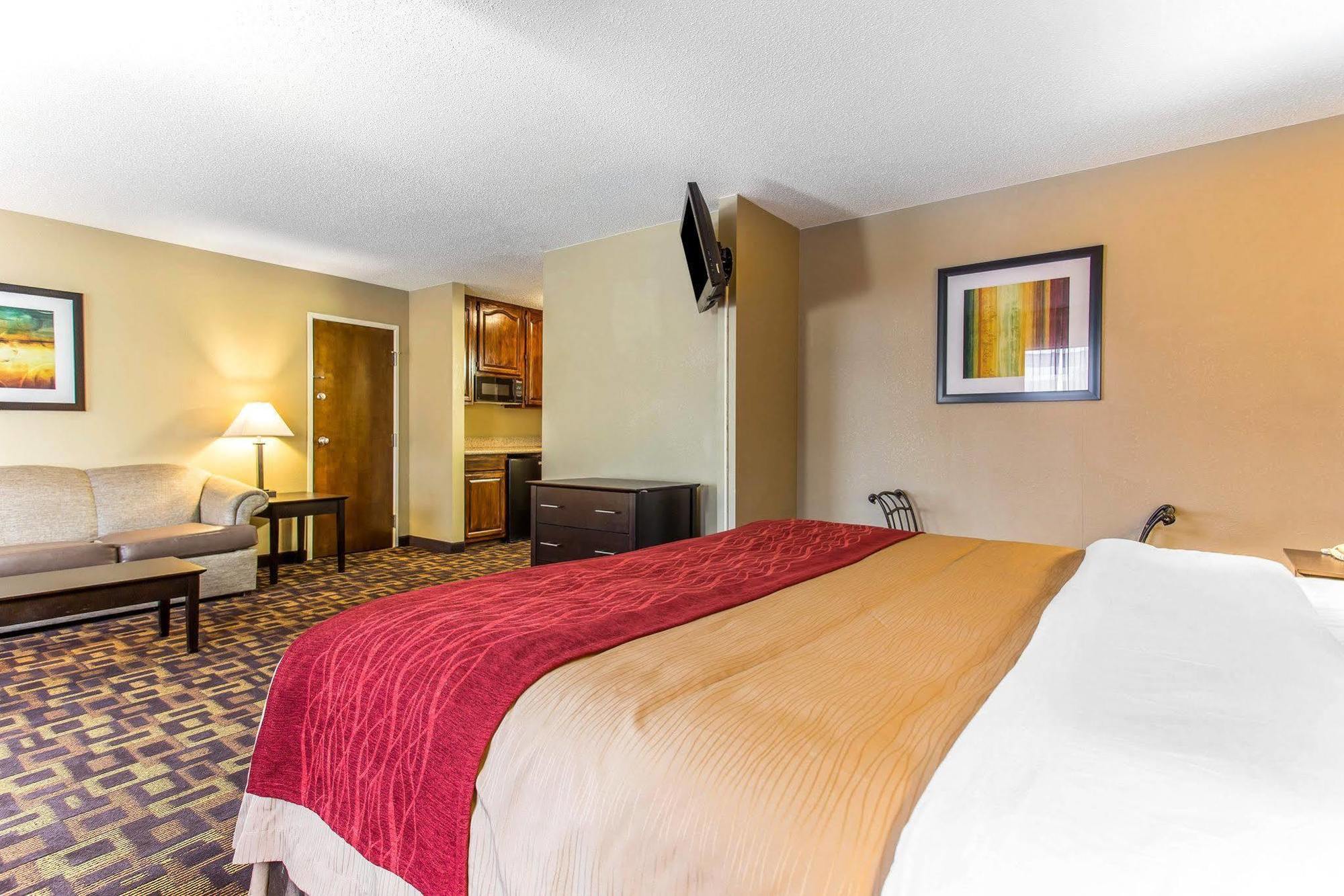 Quality Inn Lincolnton Exterior photo