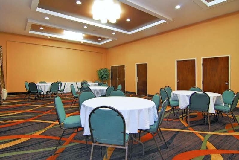 Quality Inn Lincolnton Exterior photo